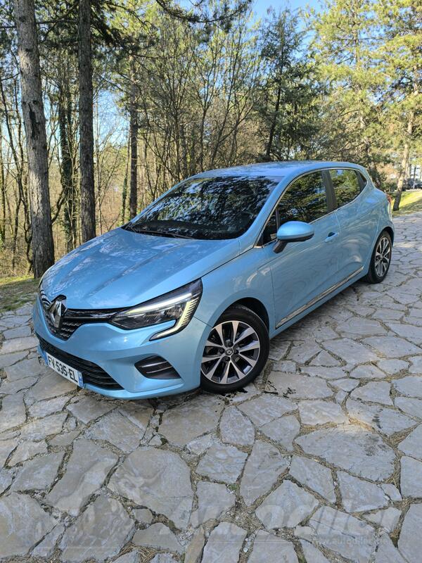 Renault - Clio - 1.6 benzin hybrid e tech premium NIGHT PAKET