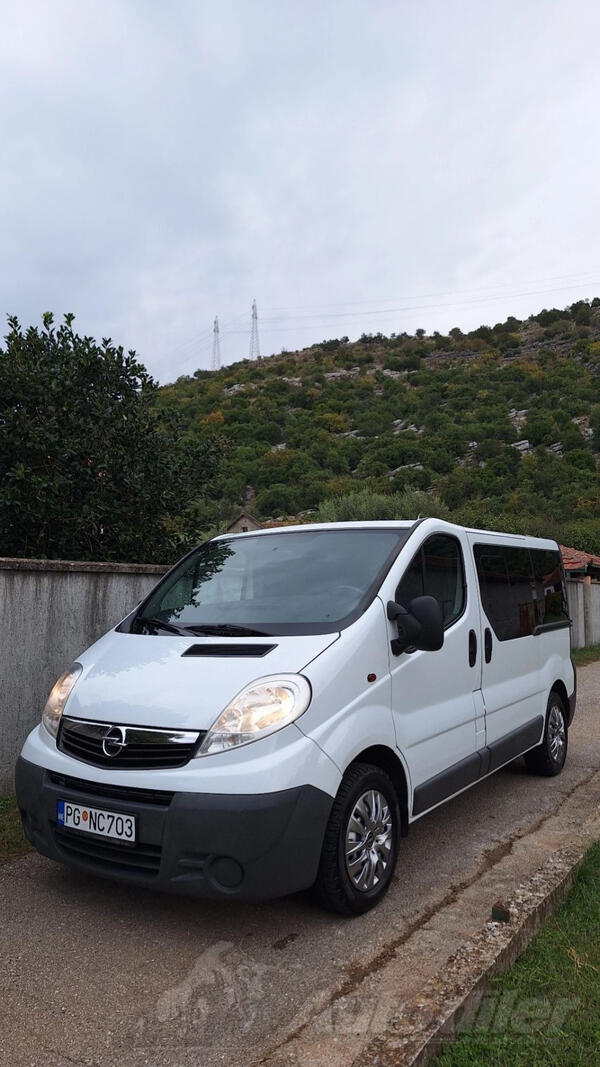 Opel - Vivaro