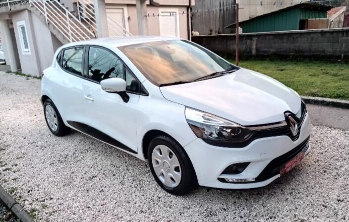 Renault - Clio - 1.5 DCI