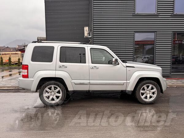 Jeep - Cherokee - 2,8crd