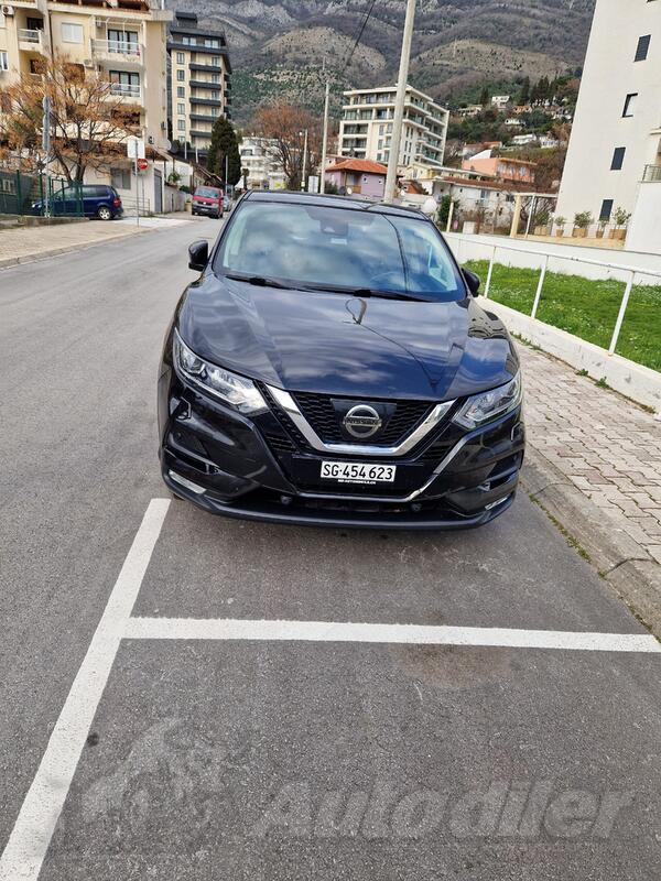Nissan - Qashqai - 1,6