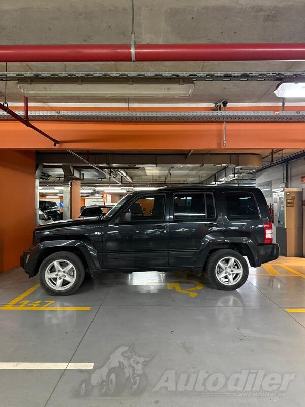 Jeep - Cherokee - 2.8