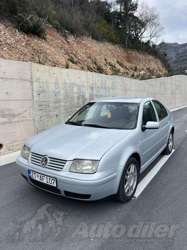 Volkswagen - Bora - 1.9 tdi