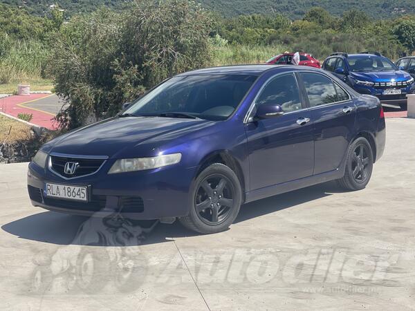 Honda - Accord - 2.0 benzine/gas