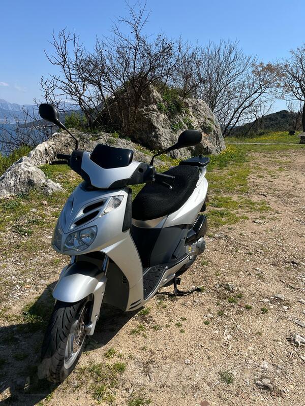 Aprilia - Sport City 125