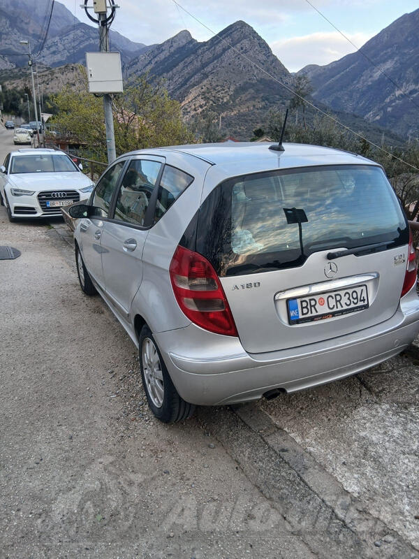 Mercedes Benz - A 180 - 2.0