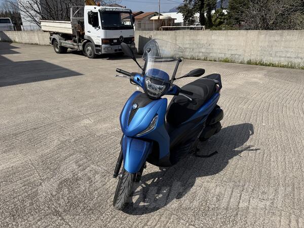 Piaggio - BEVERLY 400 HPE