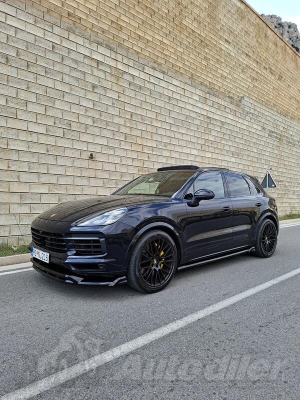 Porsche - Cayenne - 2900