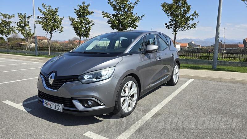 Renault - Scenic - 1.5 DCI EDC