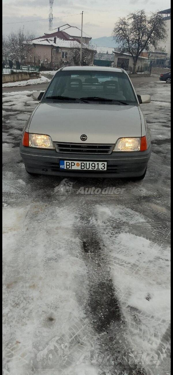 Opel - Kadett - 1.7 d