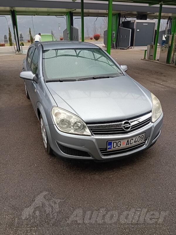 Opel - Astra - 1.4