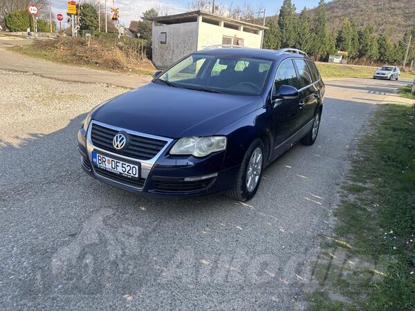 Volkswagen - Passat - 2.0