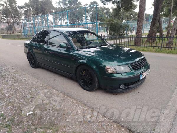 Volkswagen - Passat - 1900