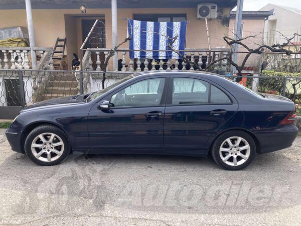 Mercedes Benz - C 200 - 2.2 CDI