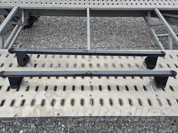 Krovni nosači, koferi, šatori i galerije