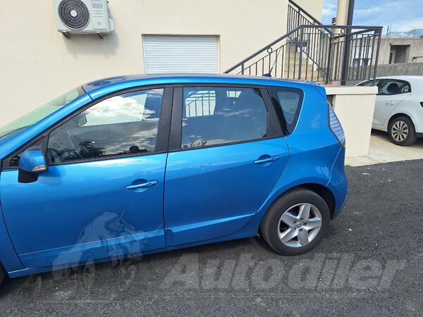 Renault - Scenic - 1.5 dci