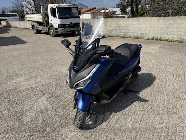 Honda - FORZA 350