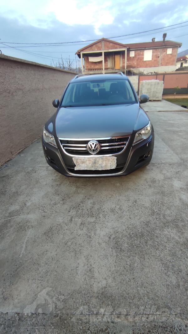 Volkswagen - Tiguan - 2.0 tdi