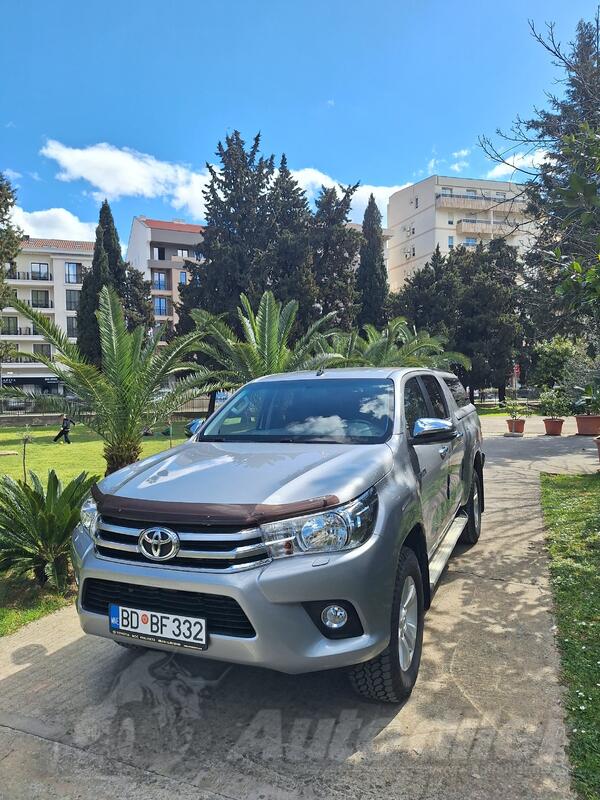 Toyota - Hilux - 2.4 D-4D 4X4 DC M/T6 CIT