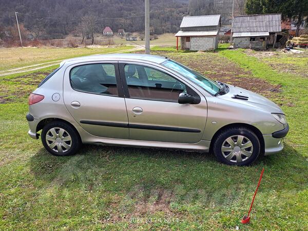 Peugeot - 206 - 1.4 hdi