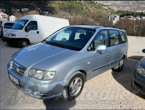 Hyundai - Trajet - 2.0 TDI