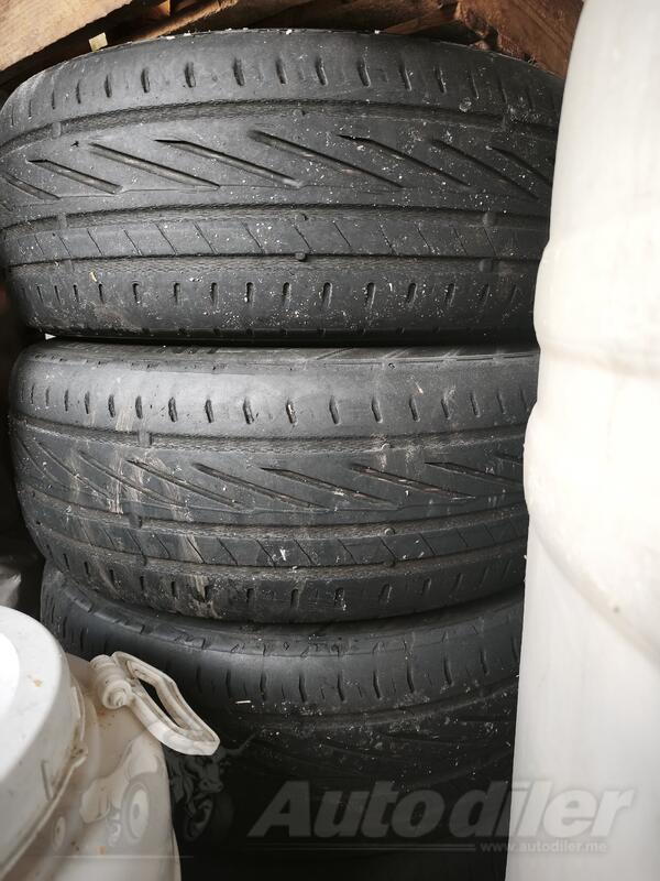 Uniroyal - 205 55 16 - Summer tire