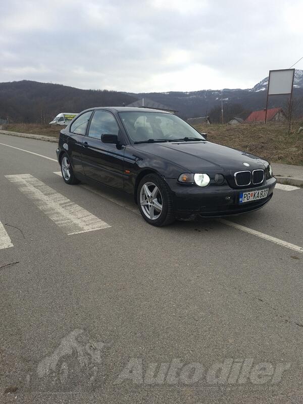 BMW - 320