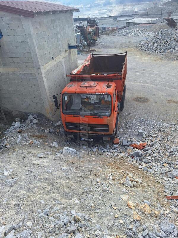 Mercedes Benz - 2232