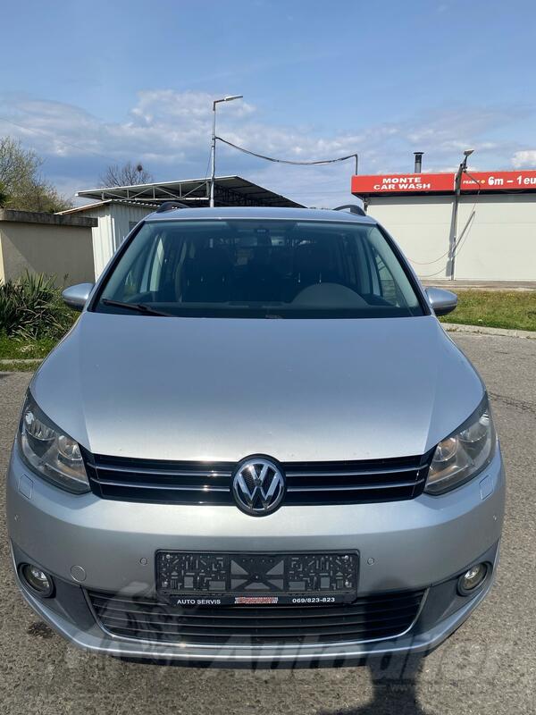 Volkswagen - Touran