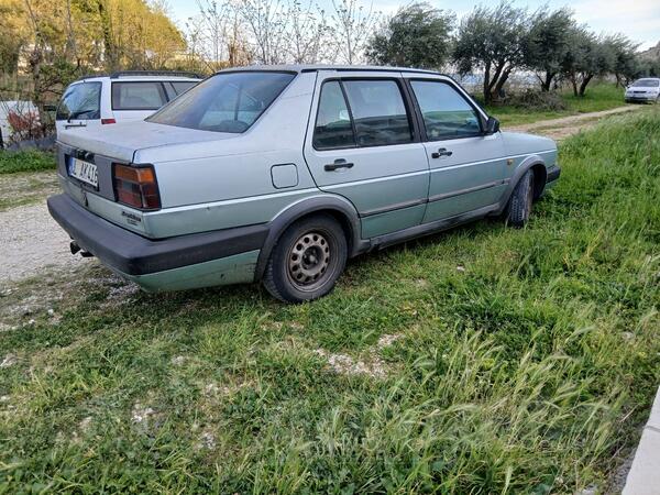Volkswagen - Jetta - 1.6 dizel