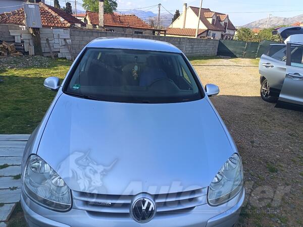 Volkswagen - Golf 5 - 1.9 tdi