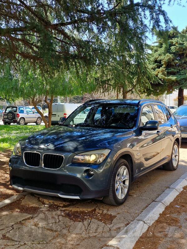 BMW - X1 - X1