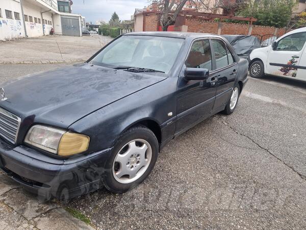 Mercedes Benz - C 220 - 2.2