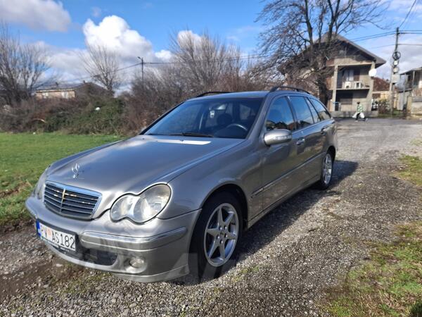 Mercedes Benz - C 220 - 220 CDI