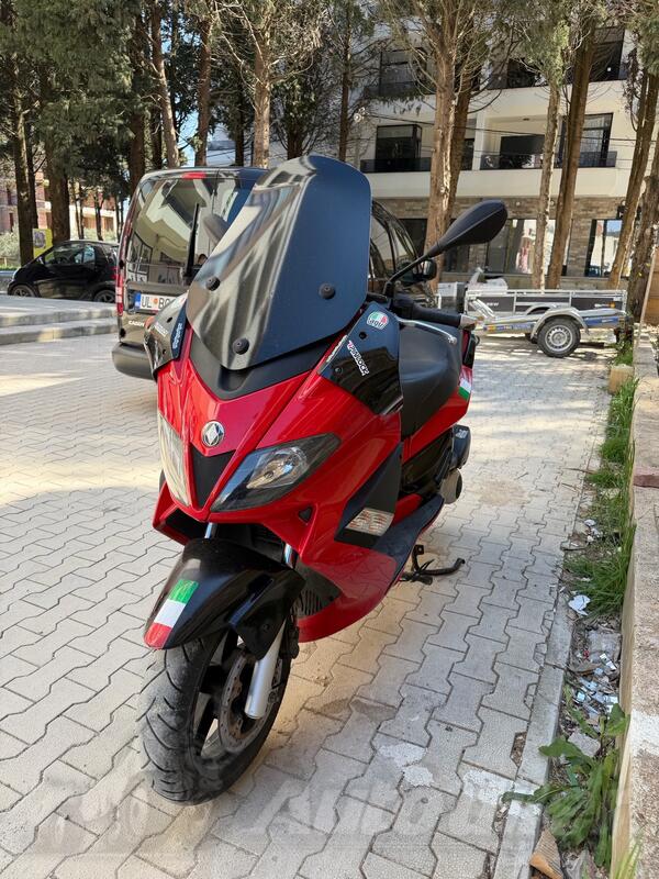 Gilera - Nexus 250 ie