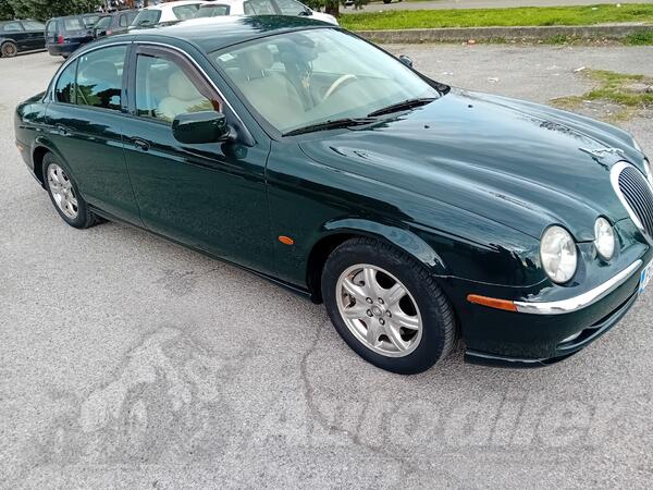 Jaguar - S-Type - 3.0