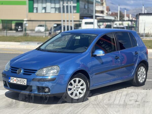 Volkswagen - Golf 5 - 1.4