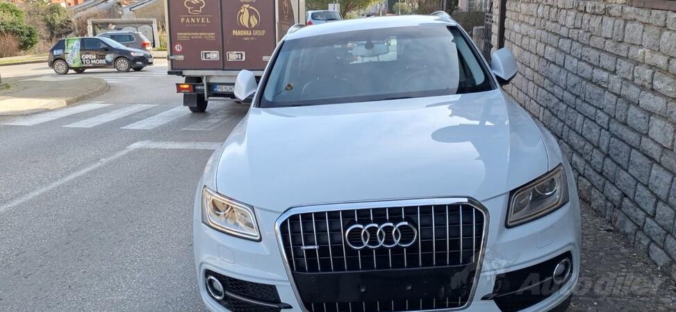 Audi - Q5 - 2.0