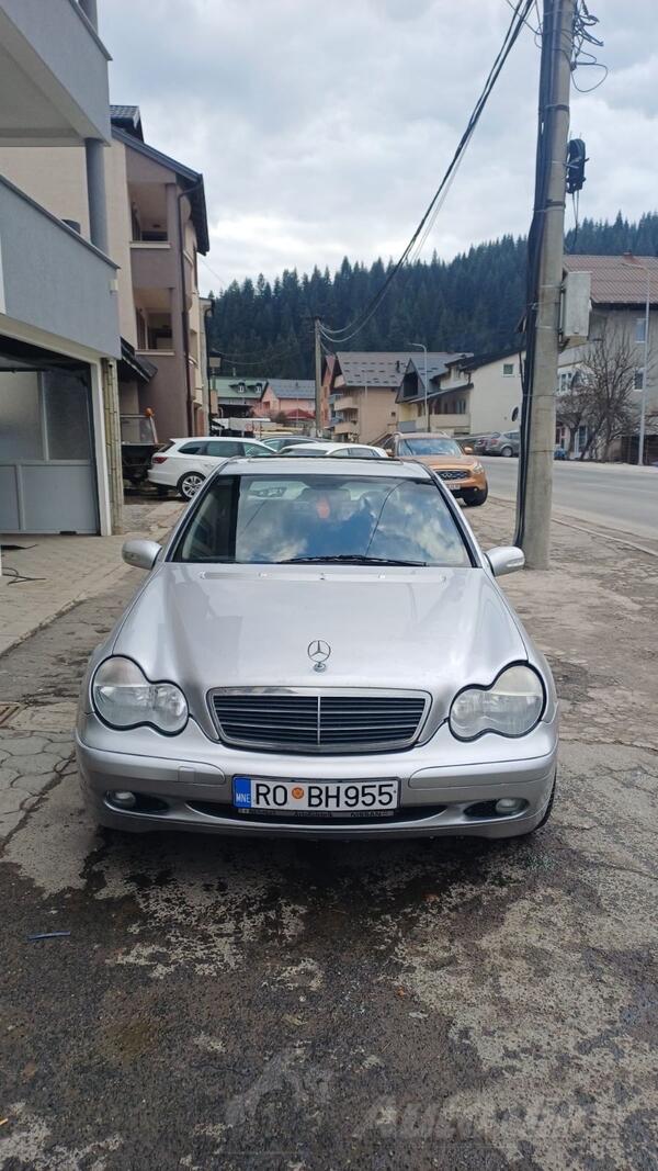Mercedes Benz - C 200 - c200 CDI