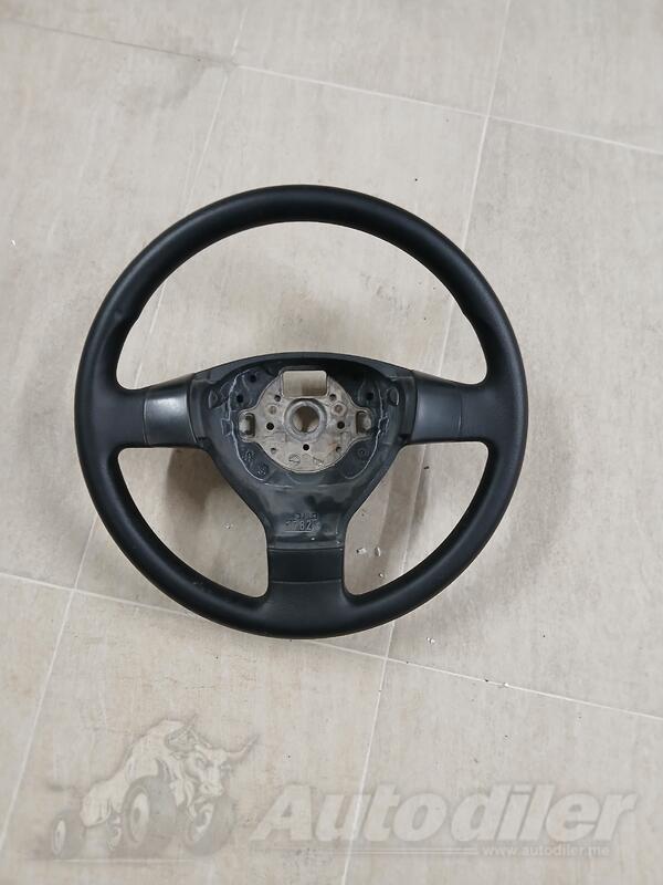 Volan za Golf 5 god. 2007