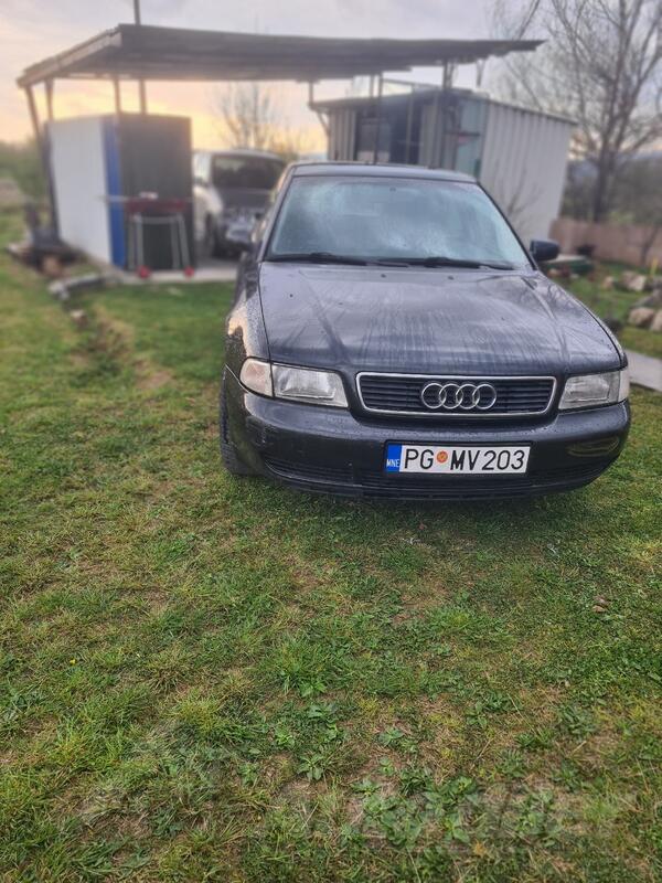Audi - A4 - 1.8 benz