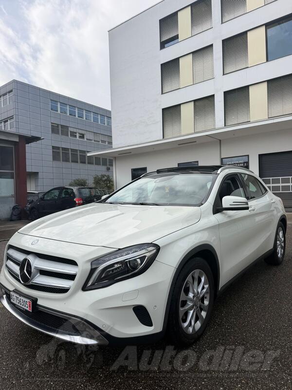 Mercedes Benz - GLA 220 - 2.2 cdi