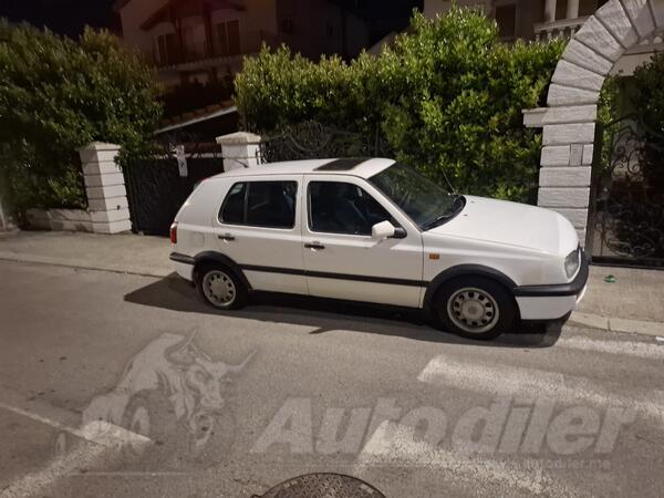 Volkswagen - Golf 3 - 1.6