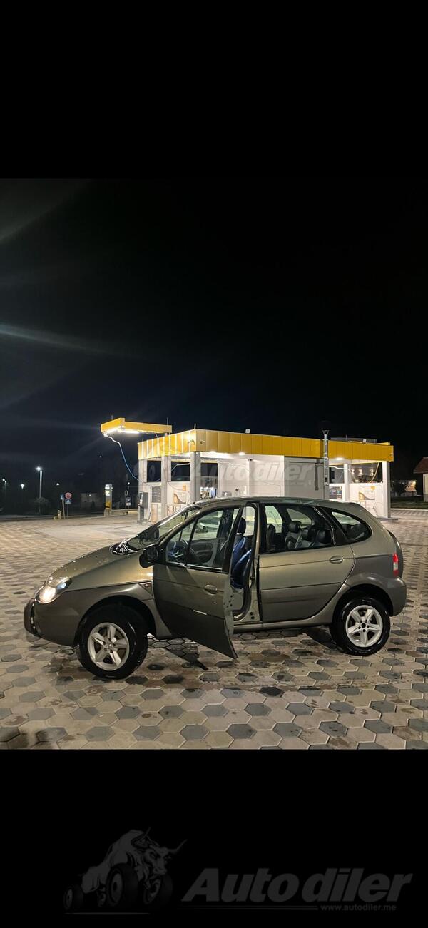 Renault - Scenix RX4 - 1.9 dci