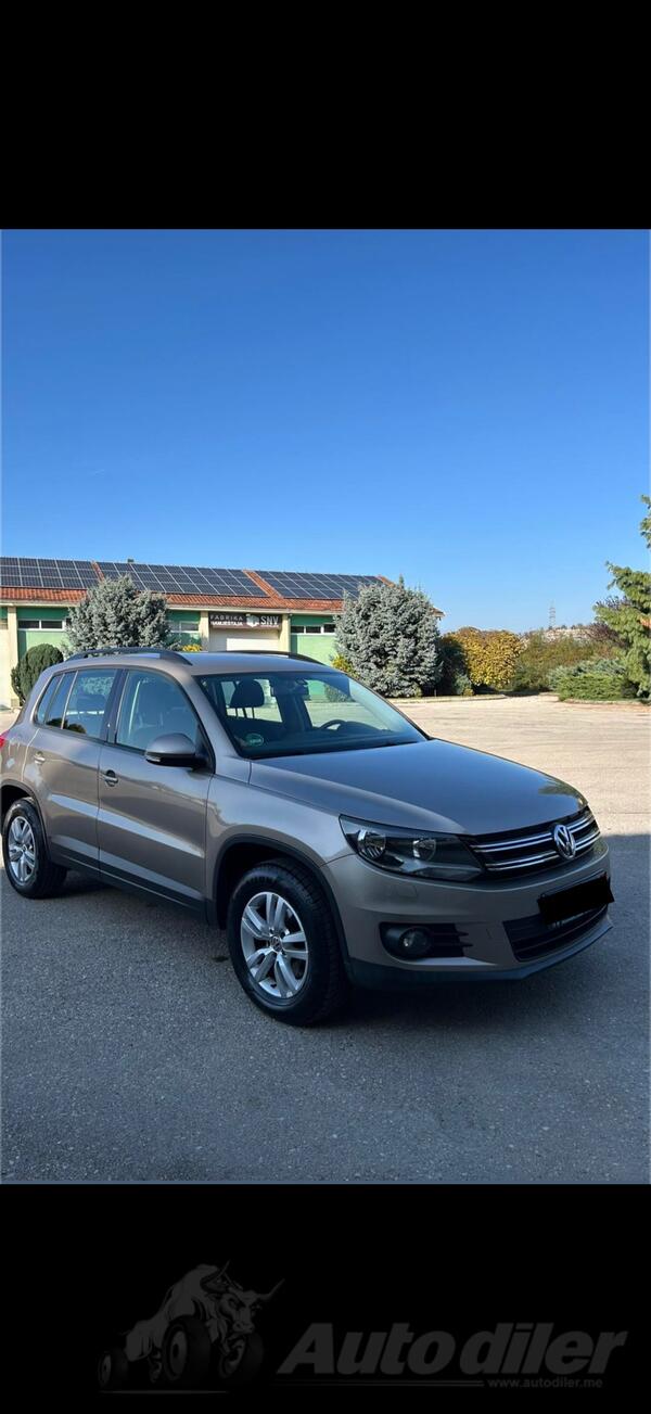 Volkswagen - Tiguan - 2.0 tdi