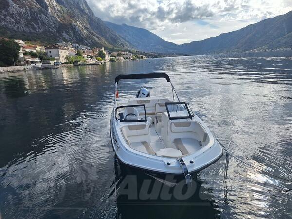 Bayliner - vr 6