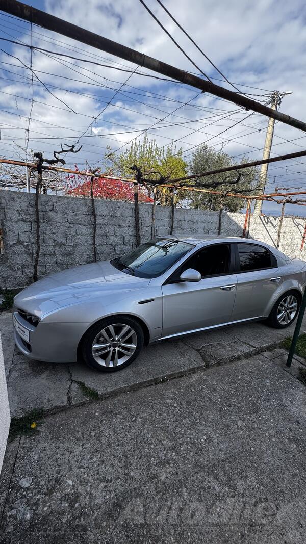 Alfa Romeo - 159 - 2.2