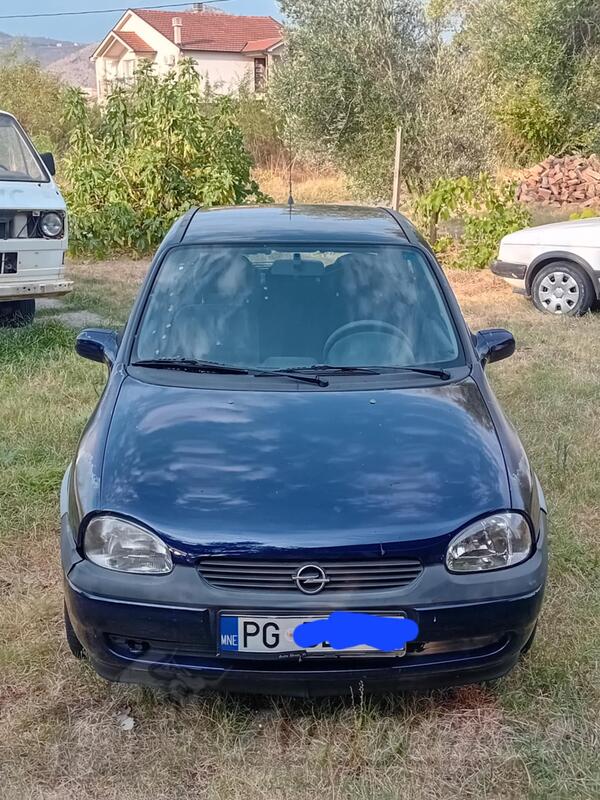 Opel - Corsa - 1.0 12V