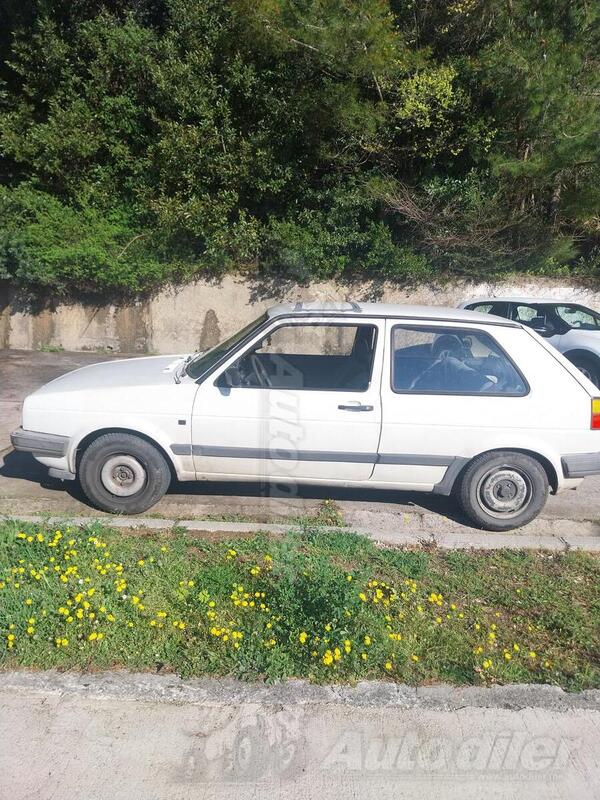 Volkswagen - Golf 2