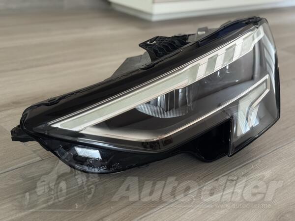 Lijevi far za Audi - A3    - 2021